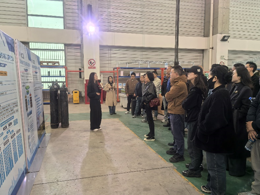 阿坝州工程建设人才培训班代表团参观陆地交通地质灾害防治技术国家工程研究中心